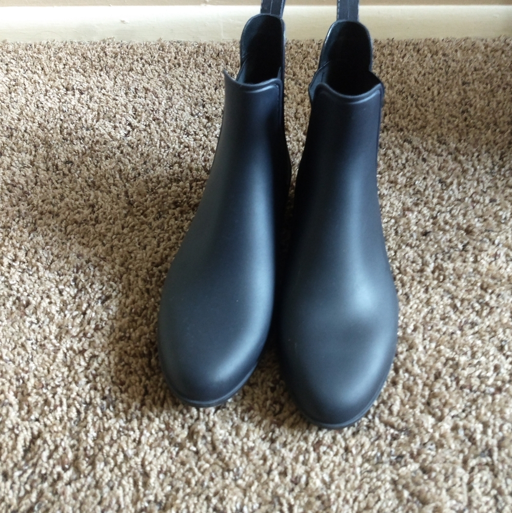 Dark Blue Rainboots